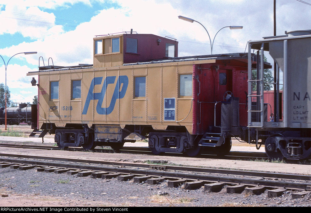 Ferrocarril del Pacifico caboose FCP #15218